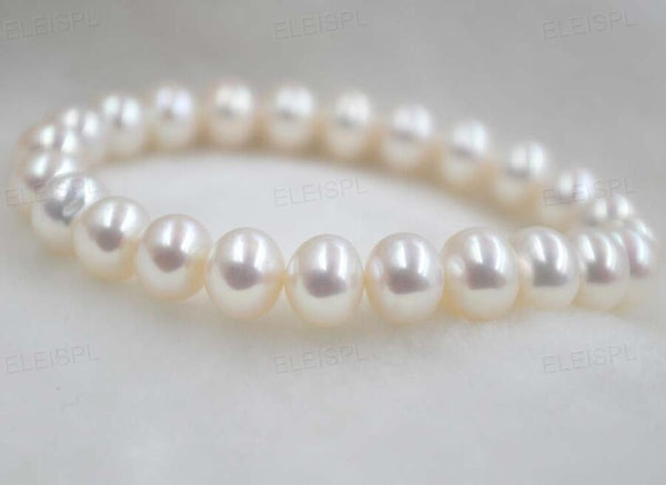 Stunning Natural white freshwater pearl bracelet Free P&P