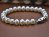 Stunning Natural white freshwater pearl bracelet Free P&P