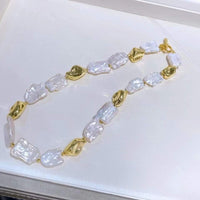 Unique similar baroque freshwater pearl necklace