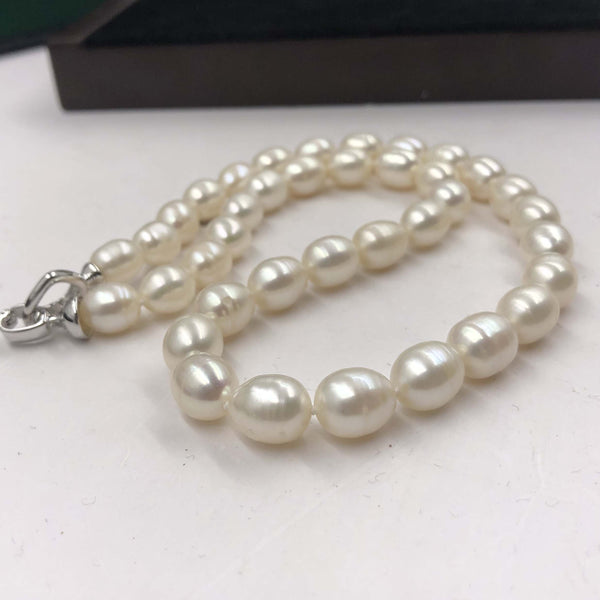 [ELEISPL] AA 8-9mm Rice White Freshwater Pearl Necklace #22010225