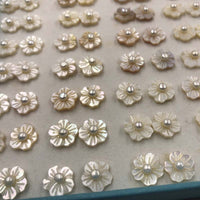 ELEISPL Lots 100 Pairs 3-4mm Pearl & Carve Shell Flower Studs Earrings #22010295