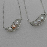 Lovely leaf & freshwater pearl pendant 45cm chain necklace white or mixed