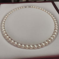 GORGEOUS 9mm Round White Real Pearl Necklace S925 Clasp Wedding Jewellry (中高档圆形9毫米淡水珍珠项链纯银扣）